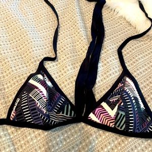Pink VS size L bikini top black & colors print. Ties at back and neck.☀️ *2